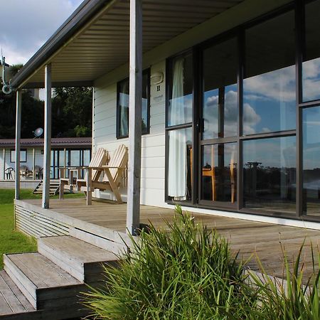 Oakura Beach Holiday Park Экстерьер фото