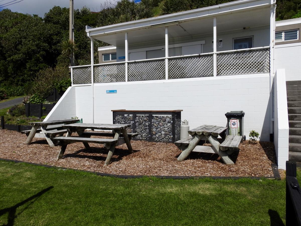 Oakura Beach Holiday Park Экстерьер фото