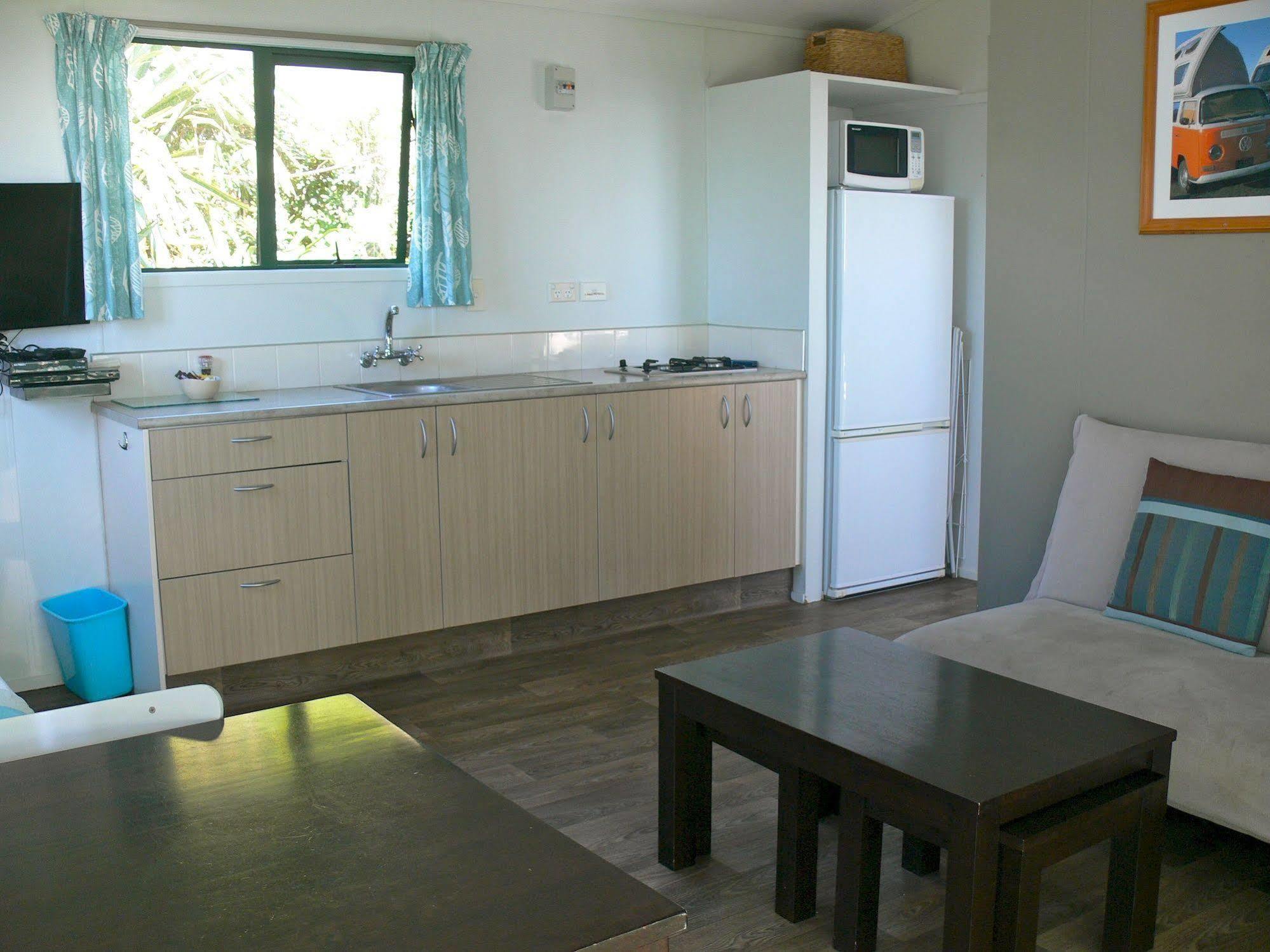 Oakura Beach Holiday Park Экстерьер фото