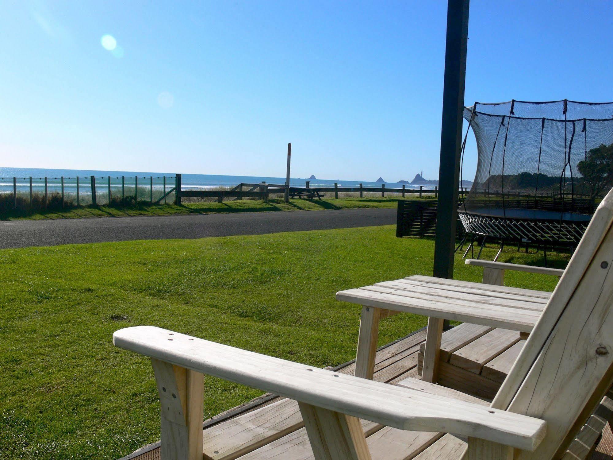 Oakura Beach Holiday Park Экстерьер фото