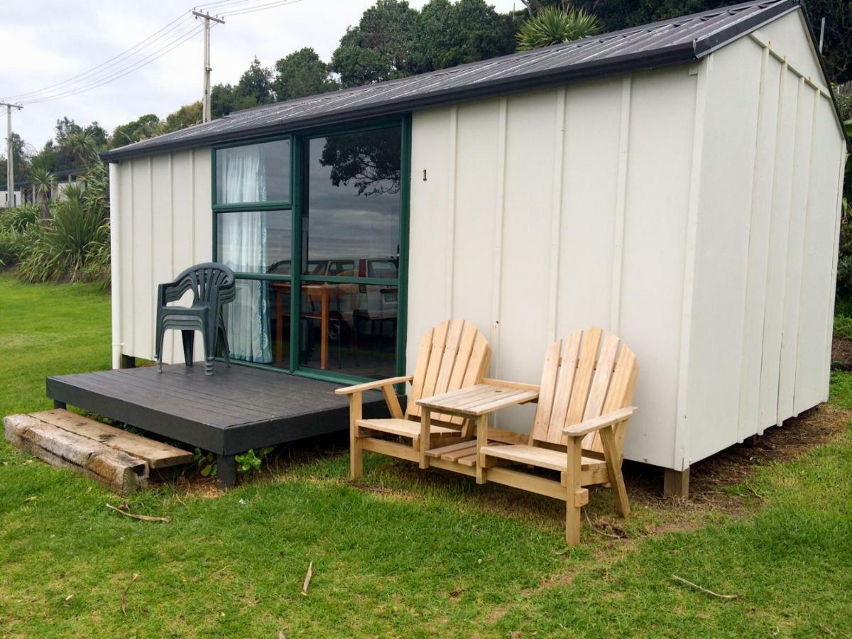 Oakura Beach Holiday Park Экстерьер фото